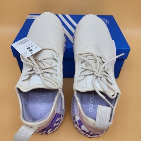 New Adidas Originals Women's NMD_R1 Running Shoes Size 8 - Picture 6 of 7